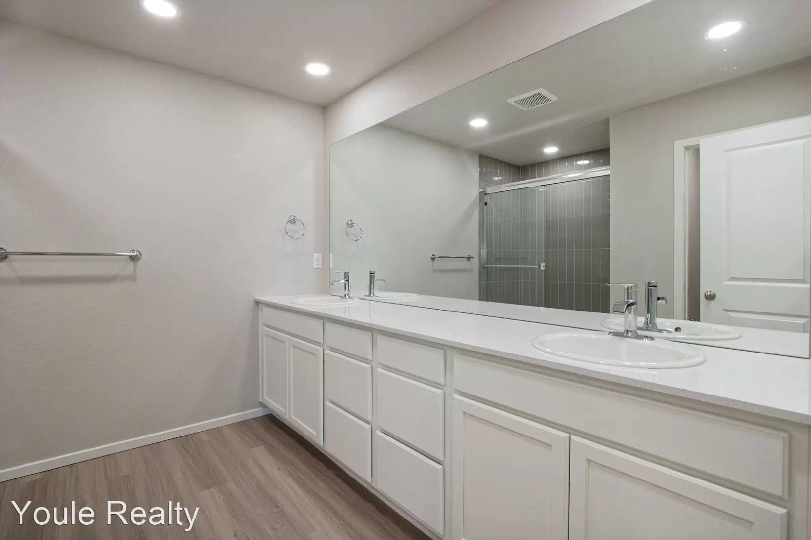 Property Image 110
