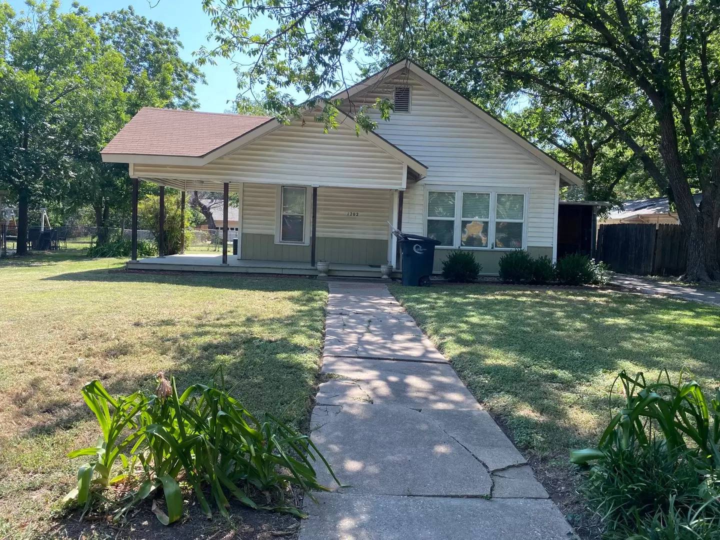 Property Image 1