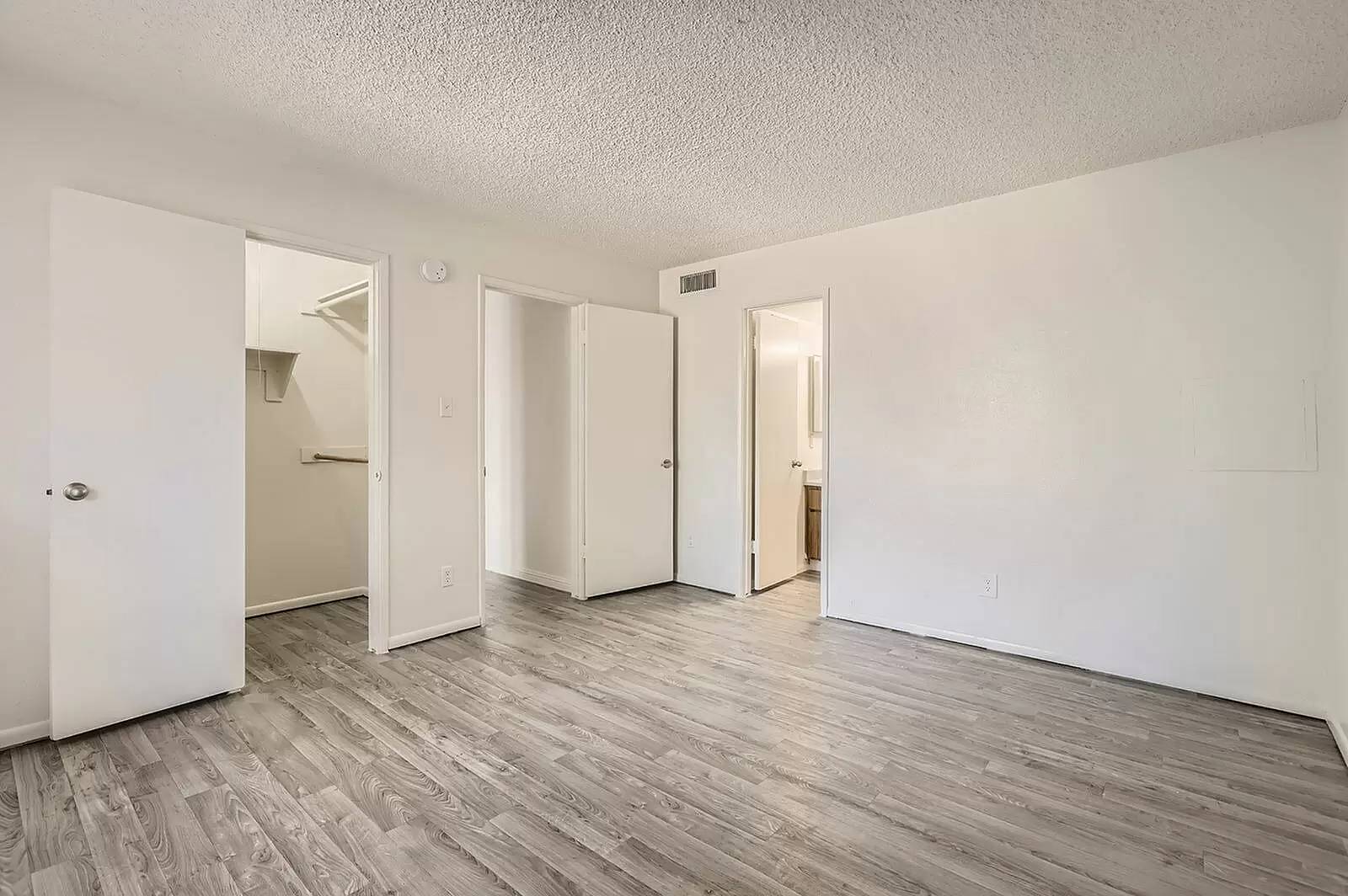 Property Image 76