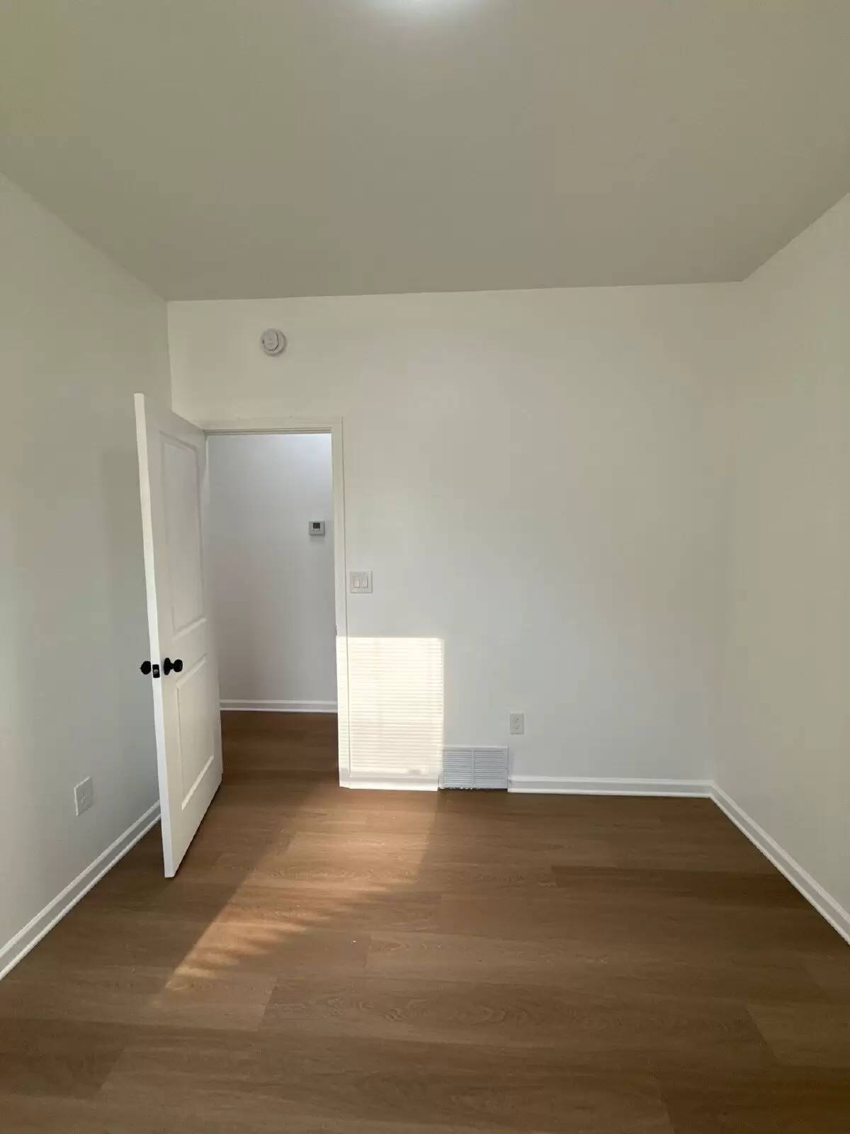 Property Image 100