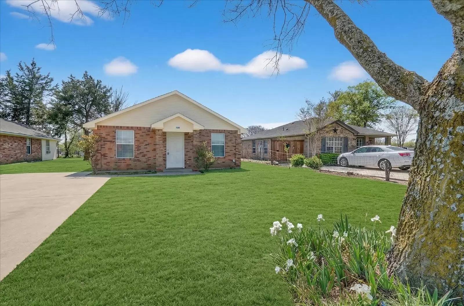 Property Image 1