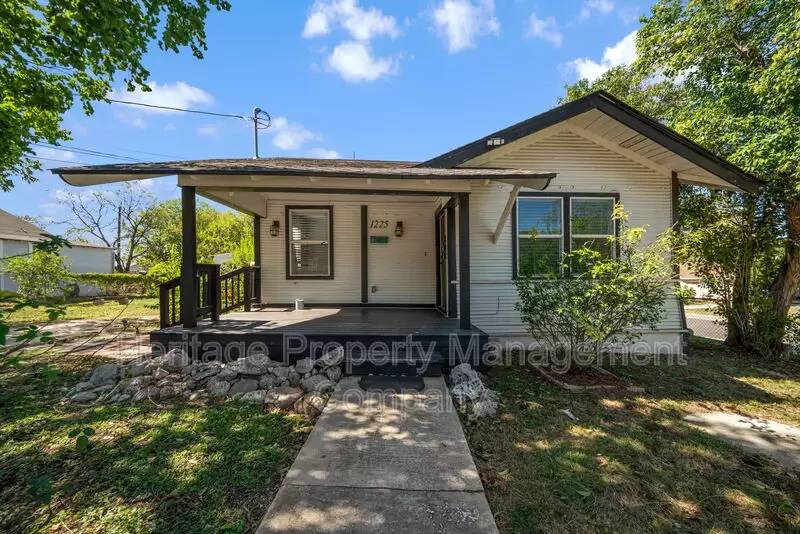 Property Image 1