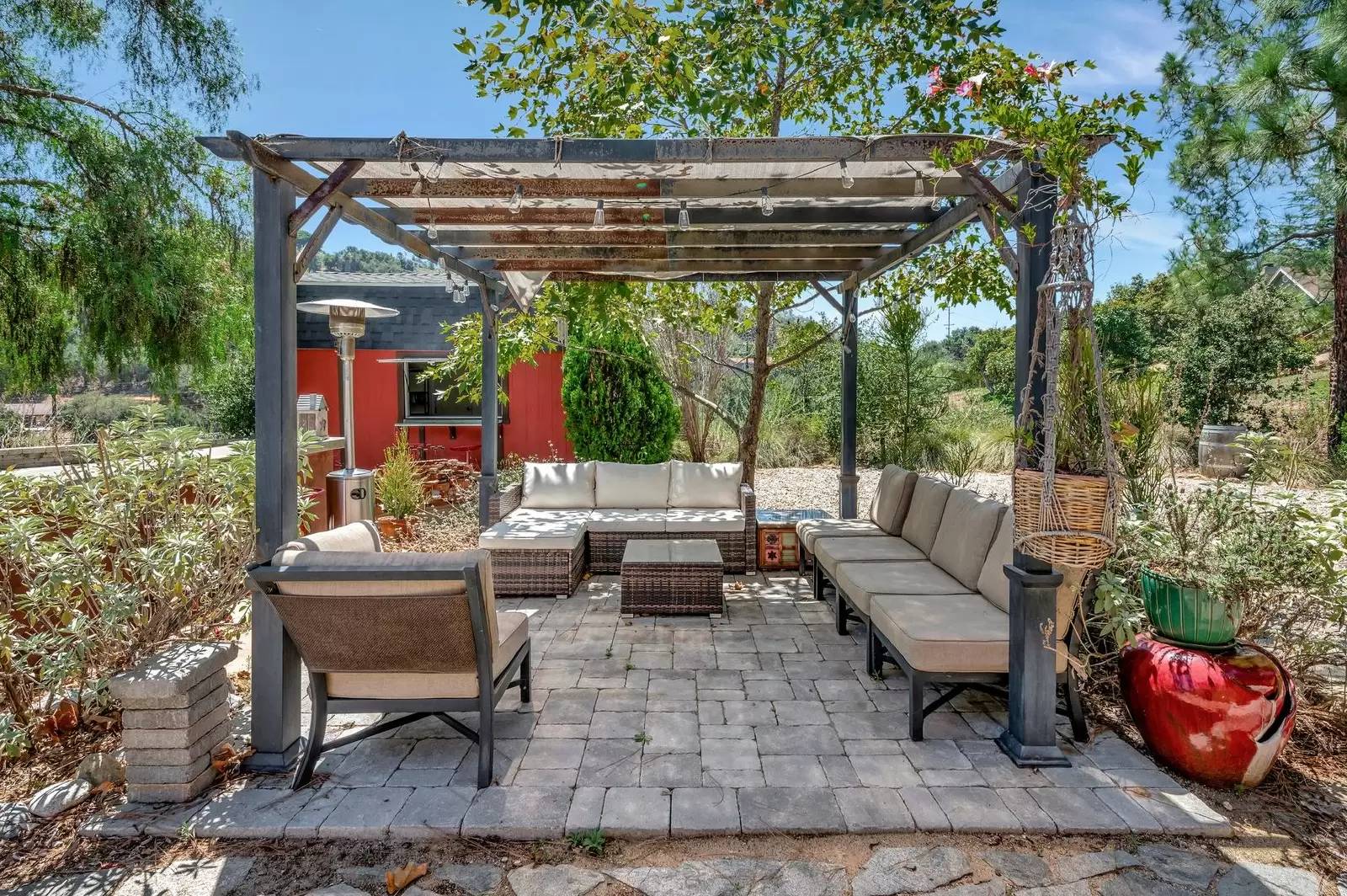 Property Image 36