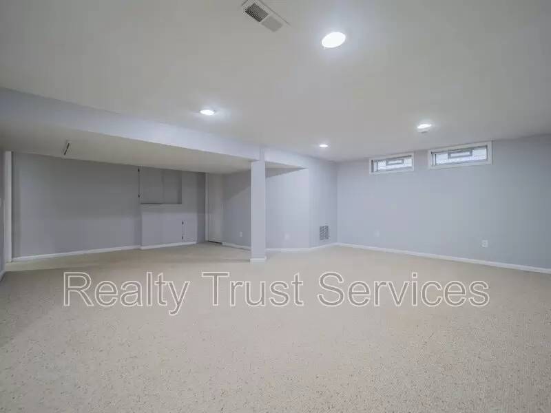 Property Image 77