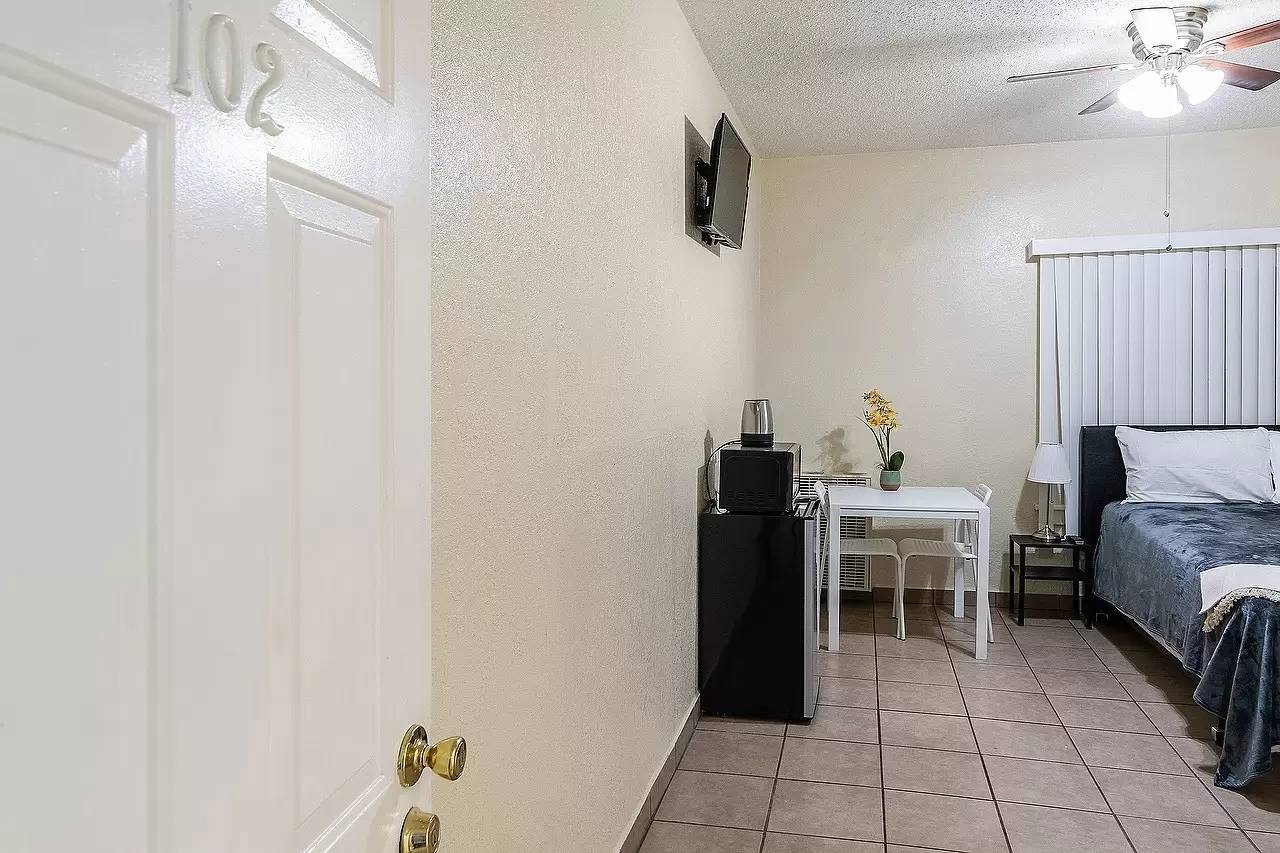 Property Image 61