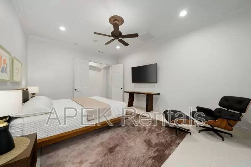 Property Image 72