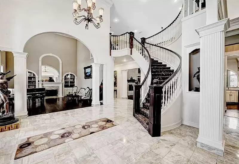 Property Image 12
