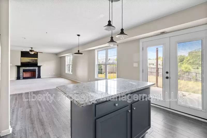 Property Image 6