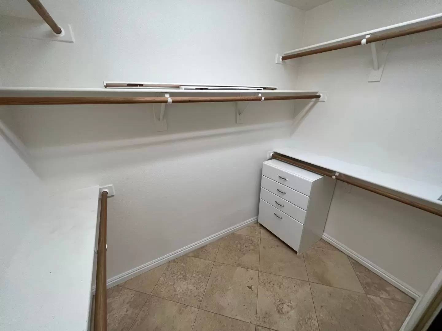 Property Image 79