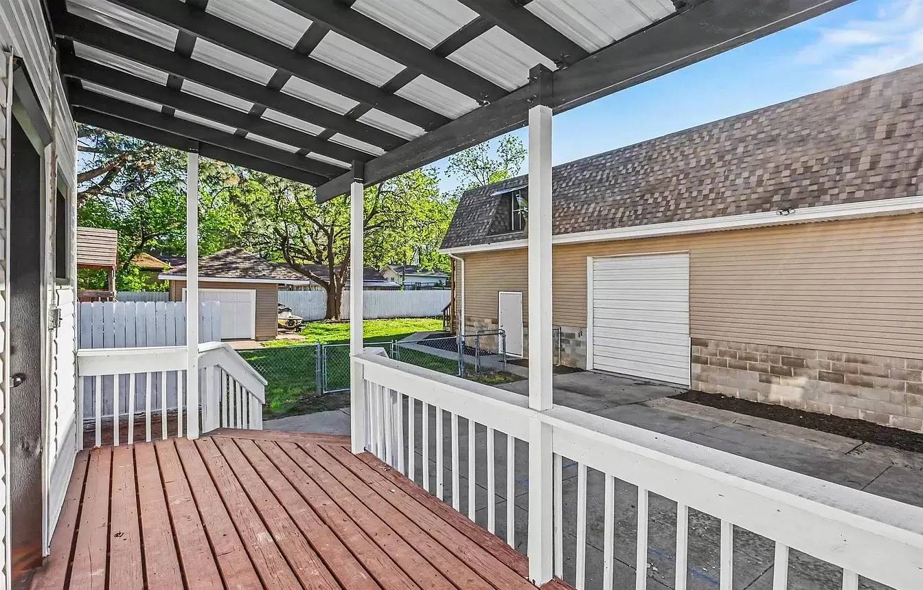 Property Image 16
