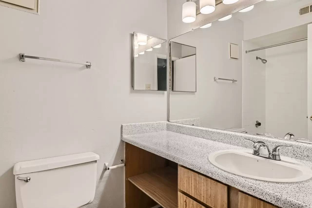 Property Image 114