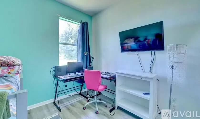 Property Image 8
