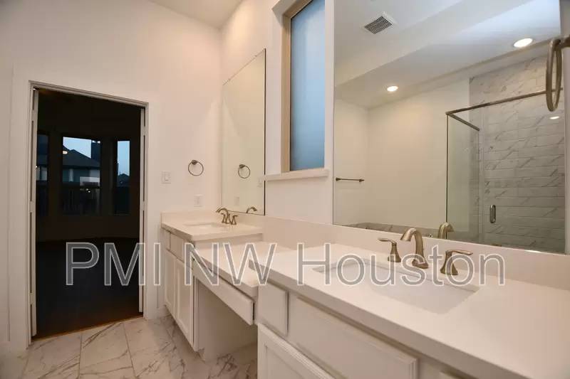 Property Image 68