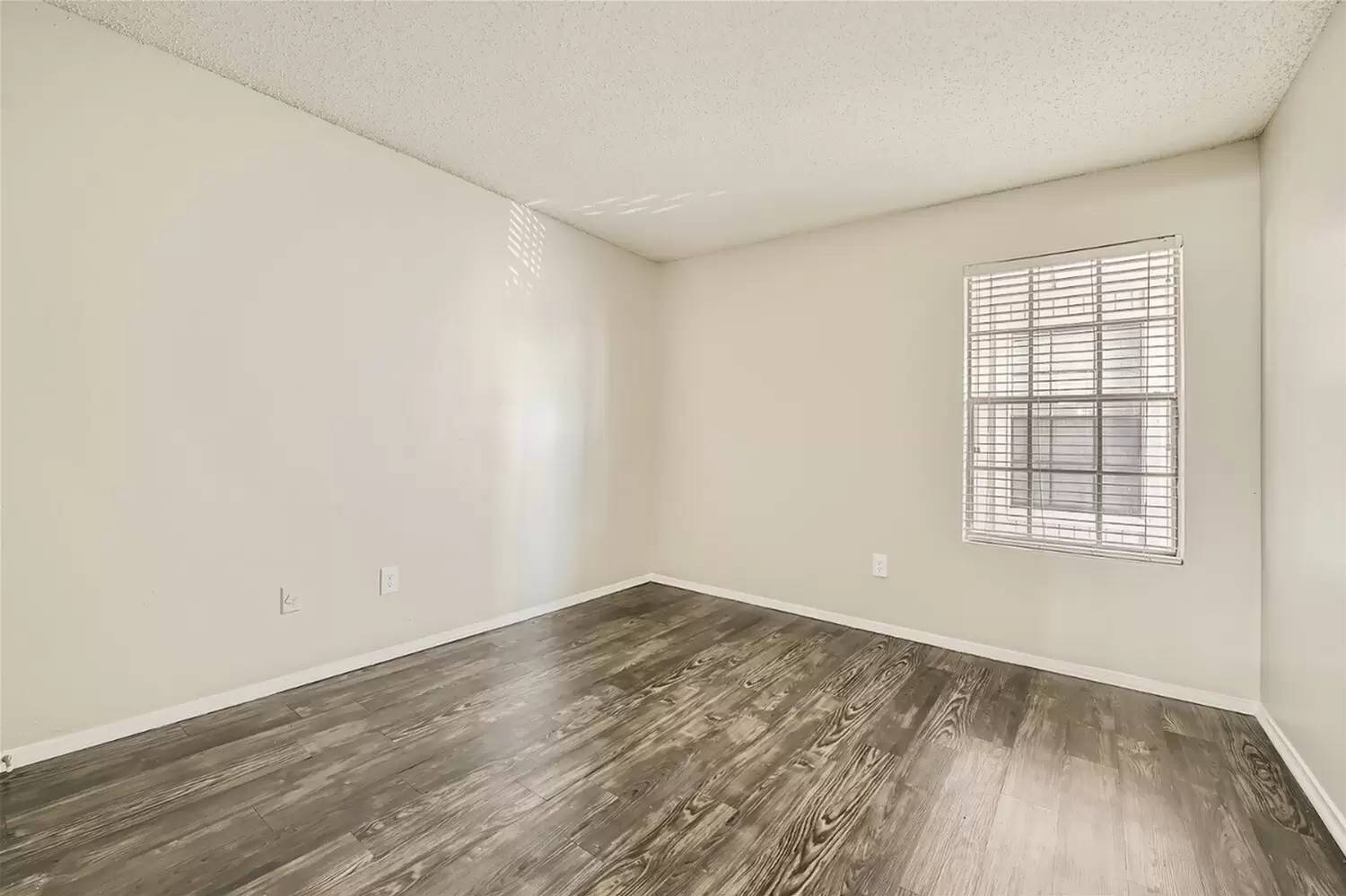 Property Image 160