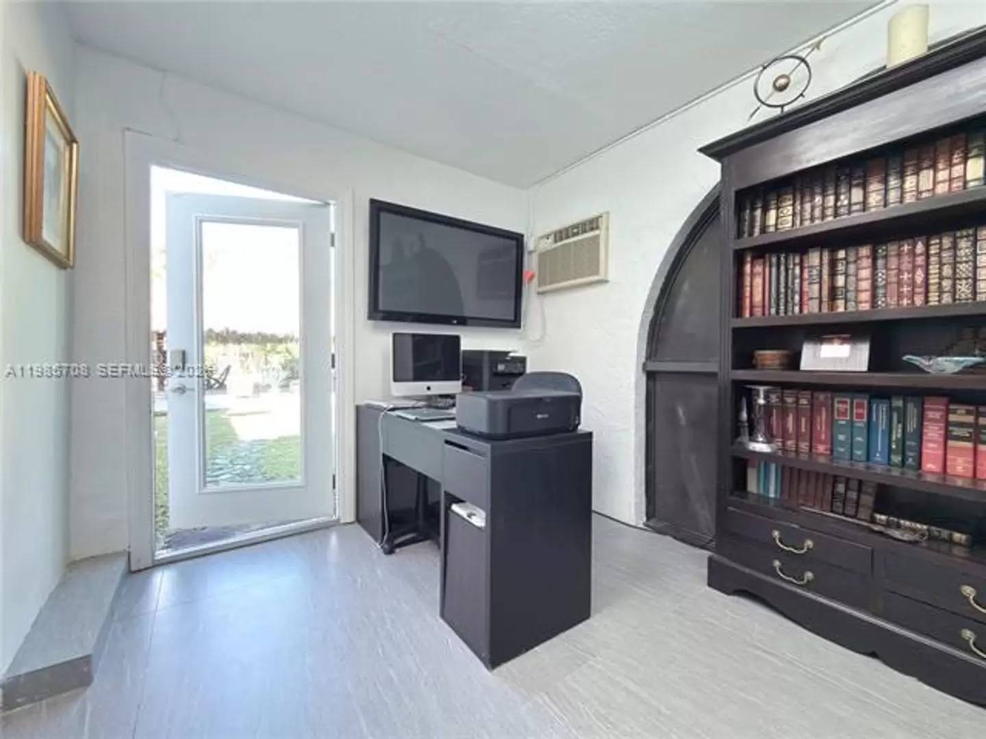 Property Image 43
