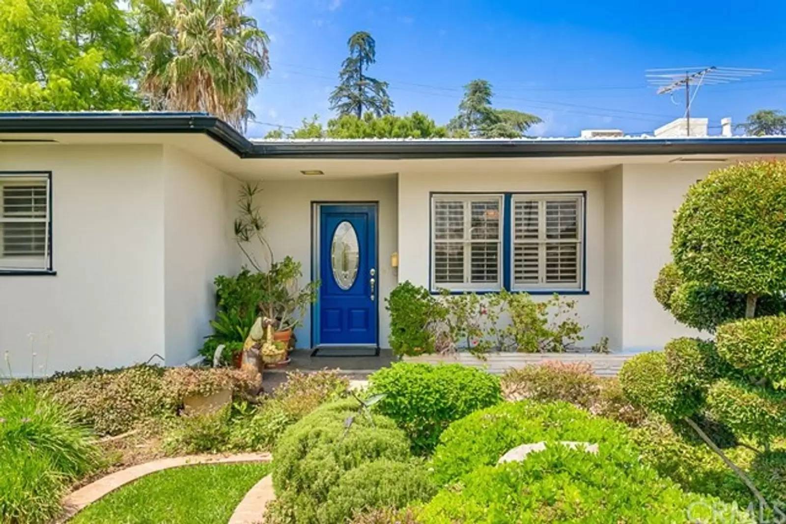 Property Image 1