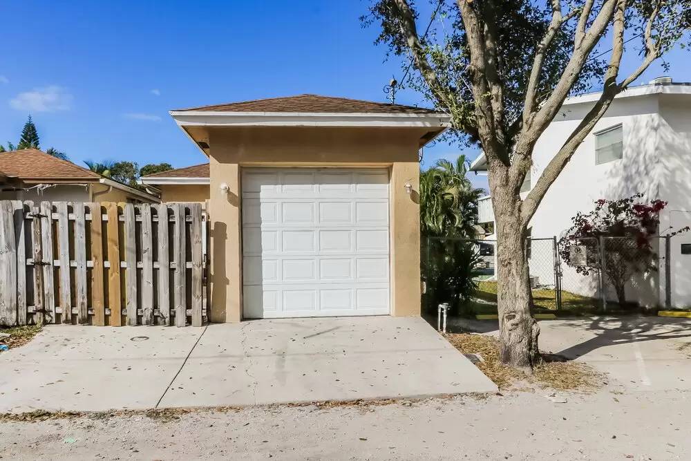 Property Image 43