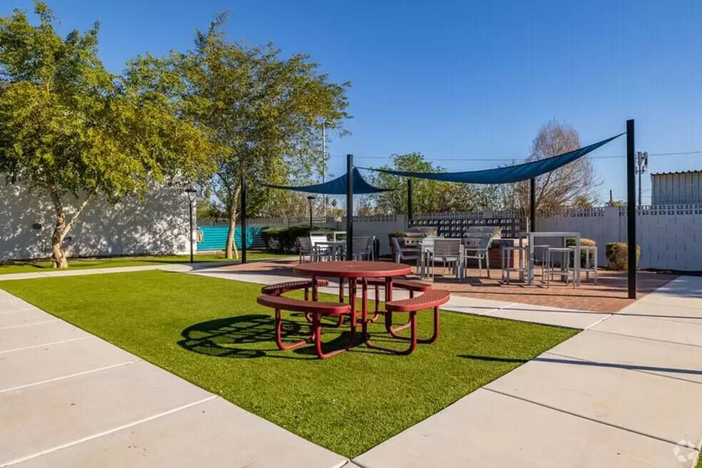 Property Image 12