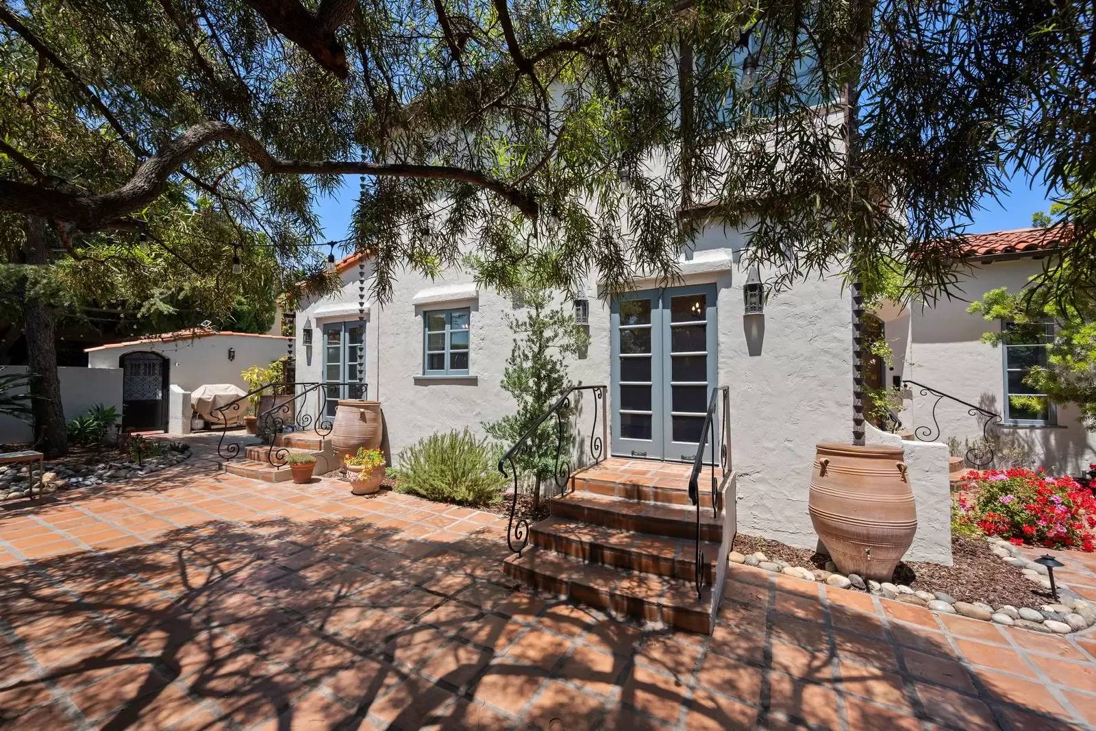 Property Image 37