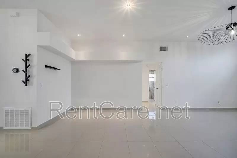 Property Image 58