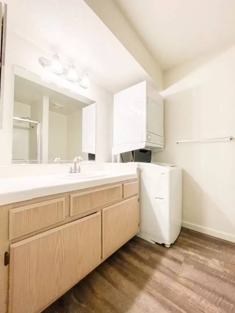 Property Image 101