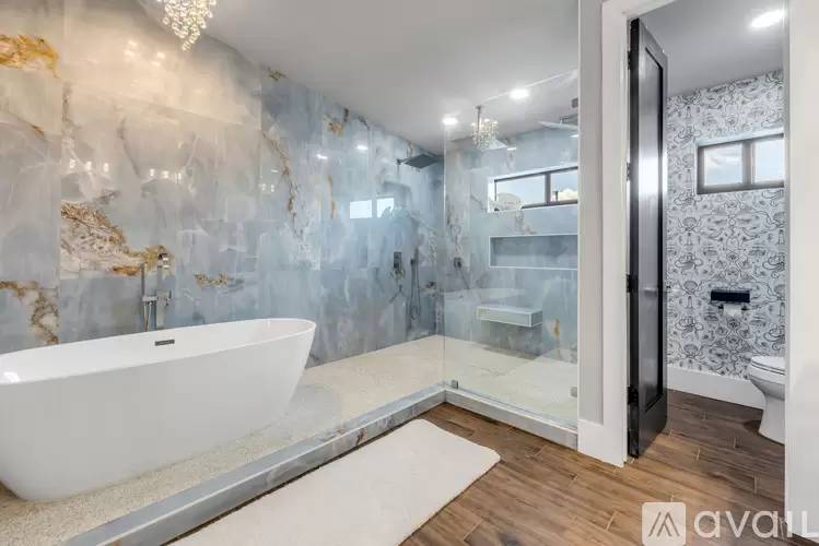 Property Image 100