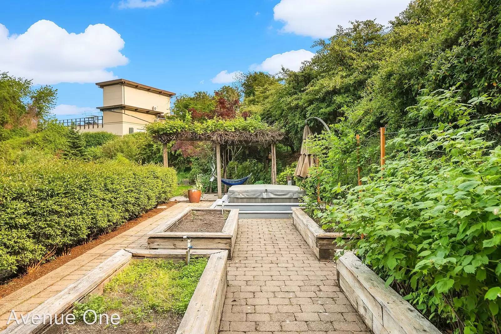 Property Image 37