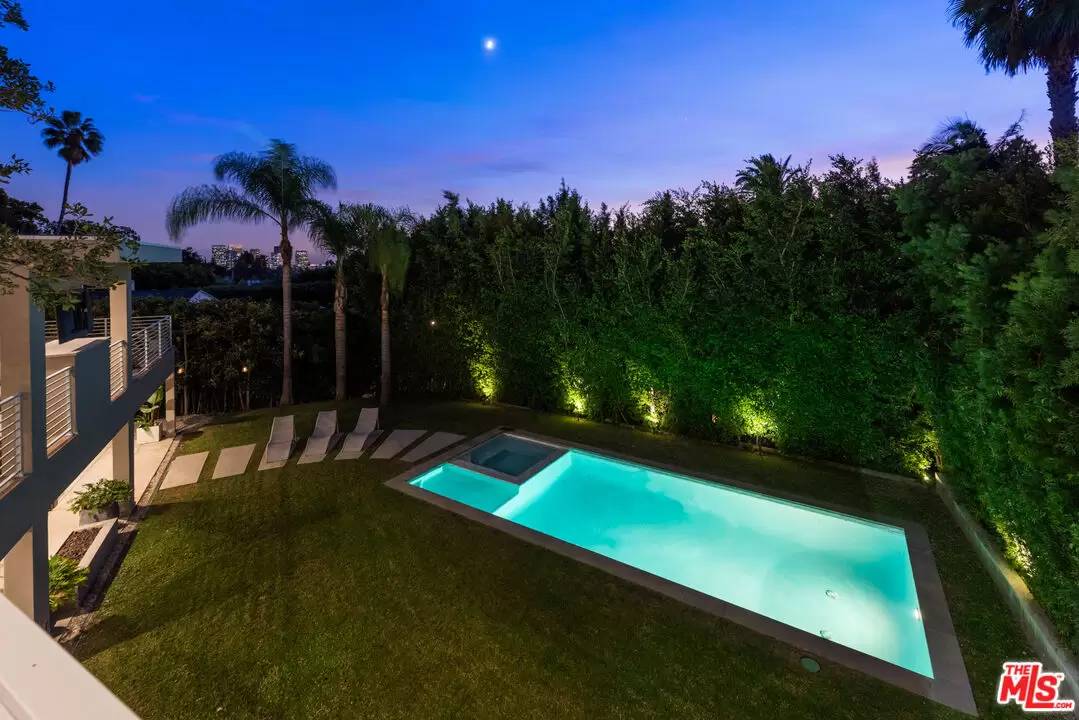 Property Image 38
