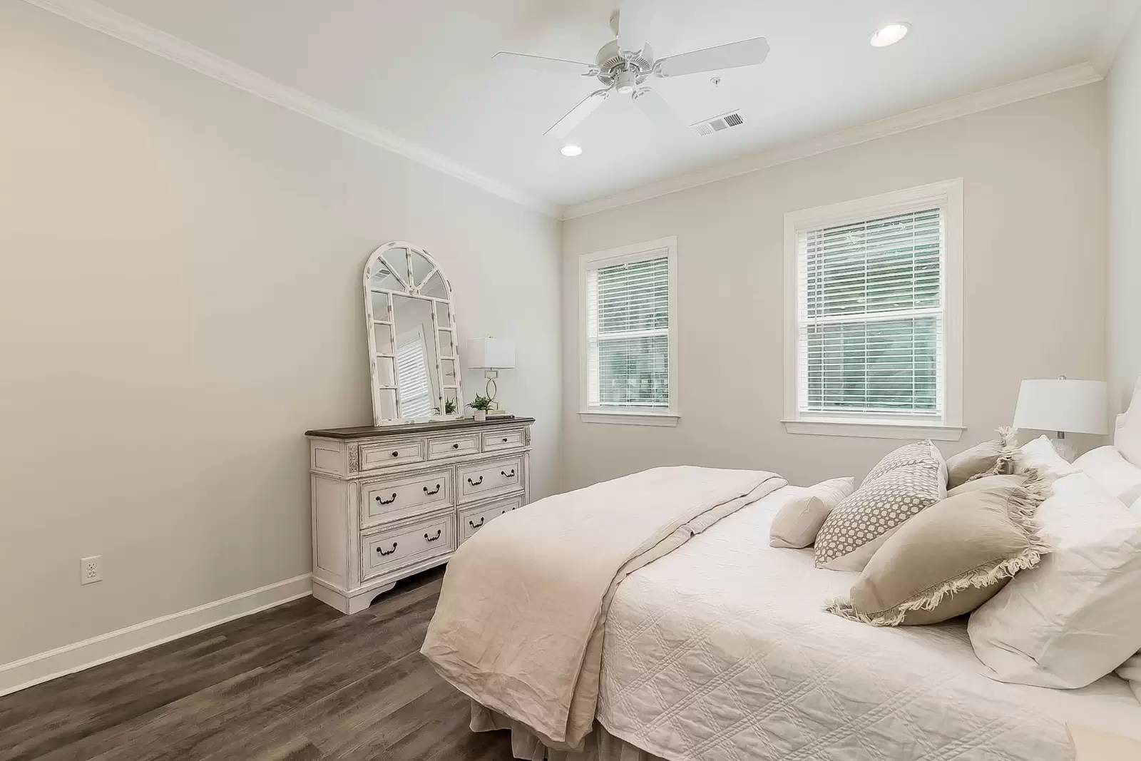Property Image 128