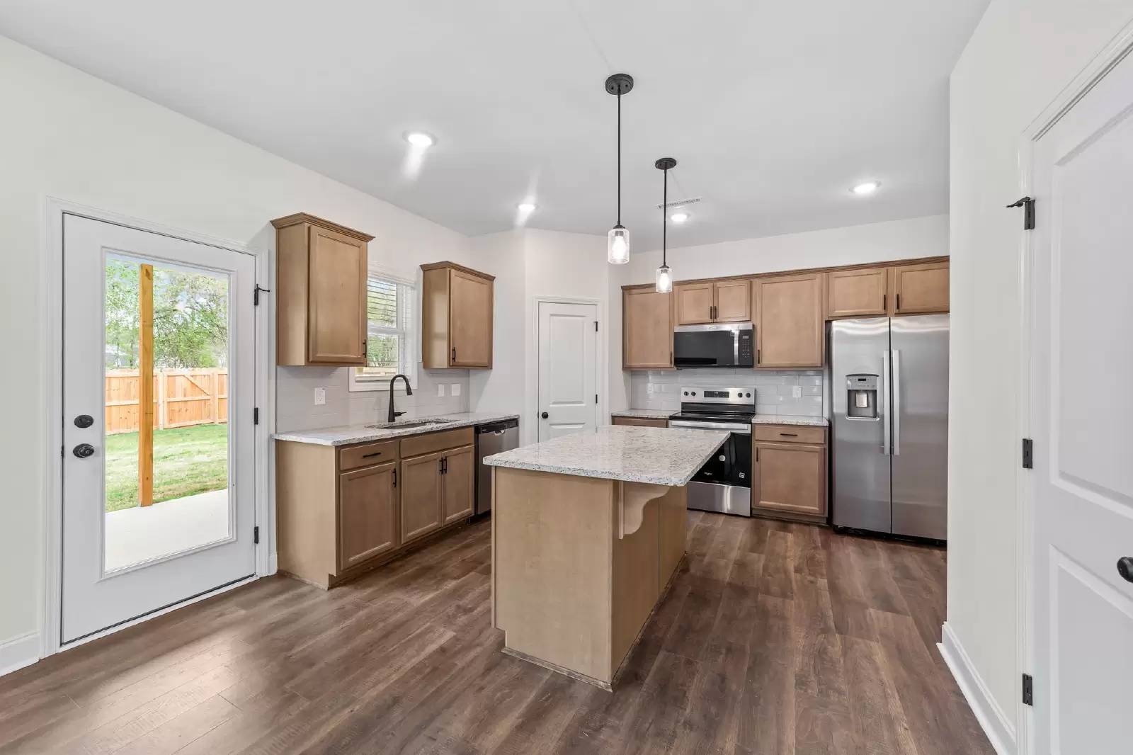Property Image 16