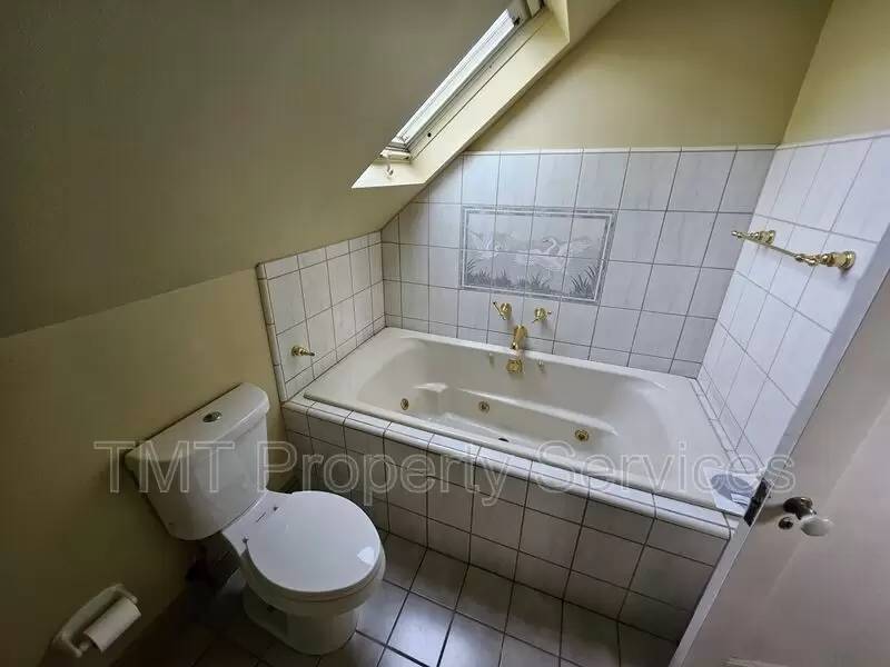 Property Image 92