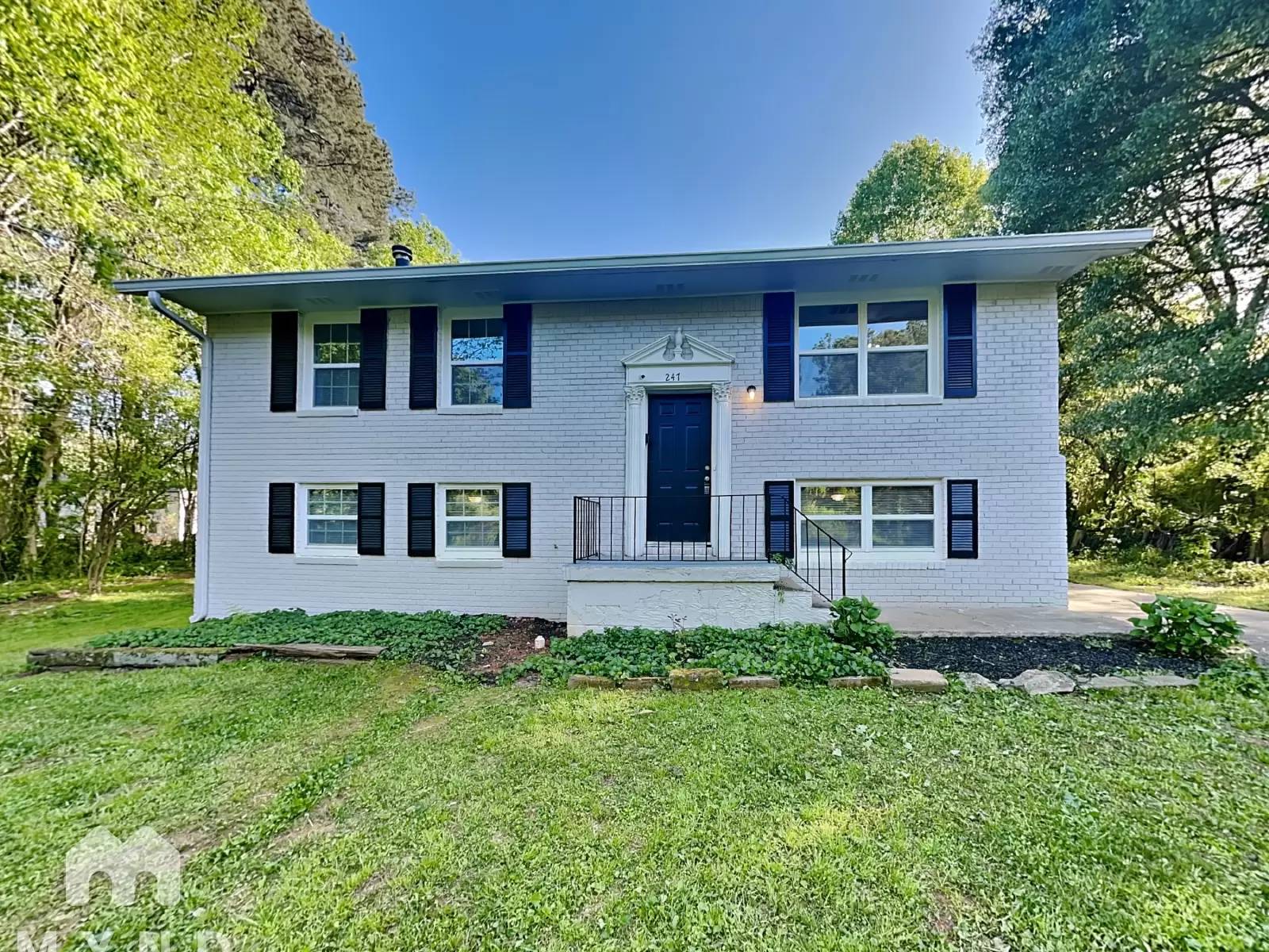 Property Image 1