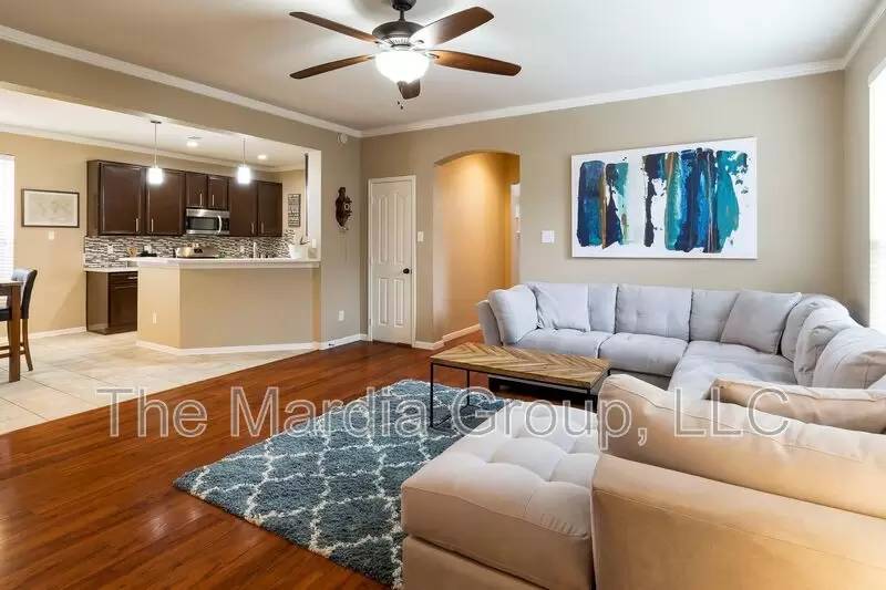 Property Image 8