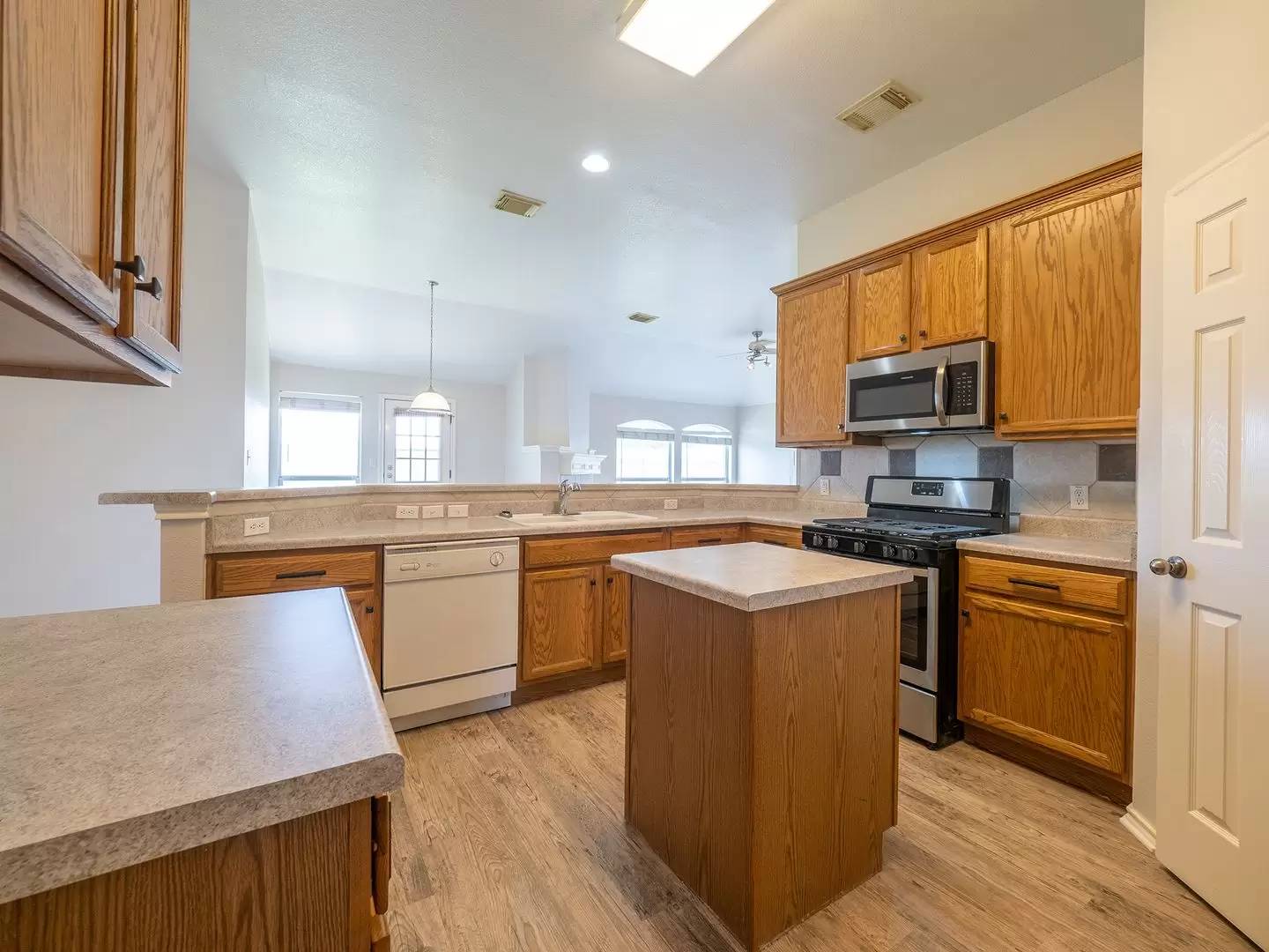 Property Image 7