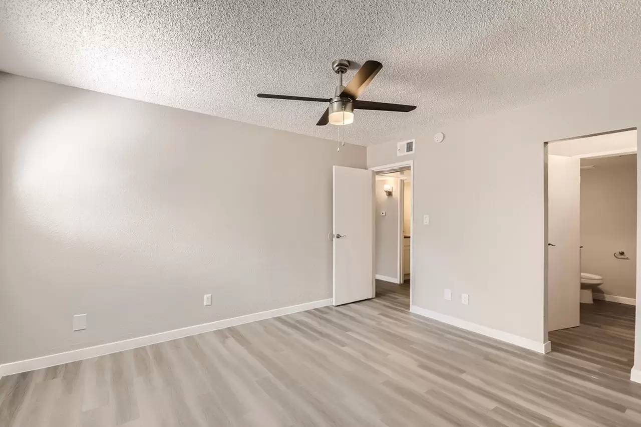 Property Image 117