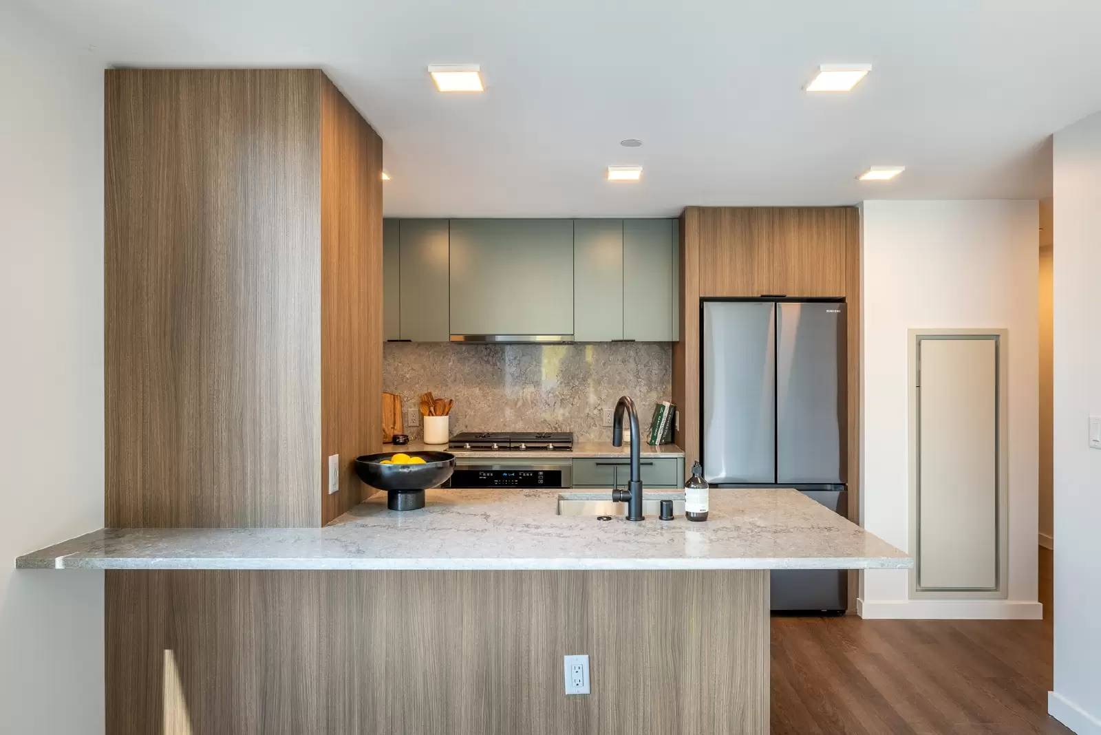 Property Image 80