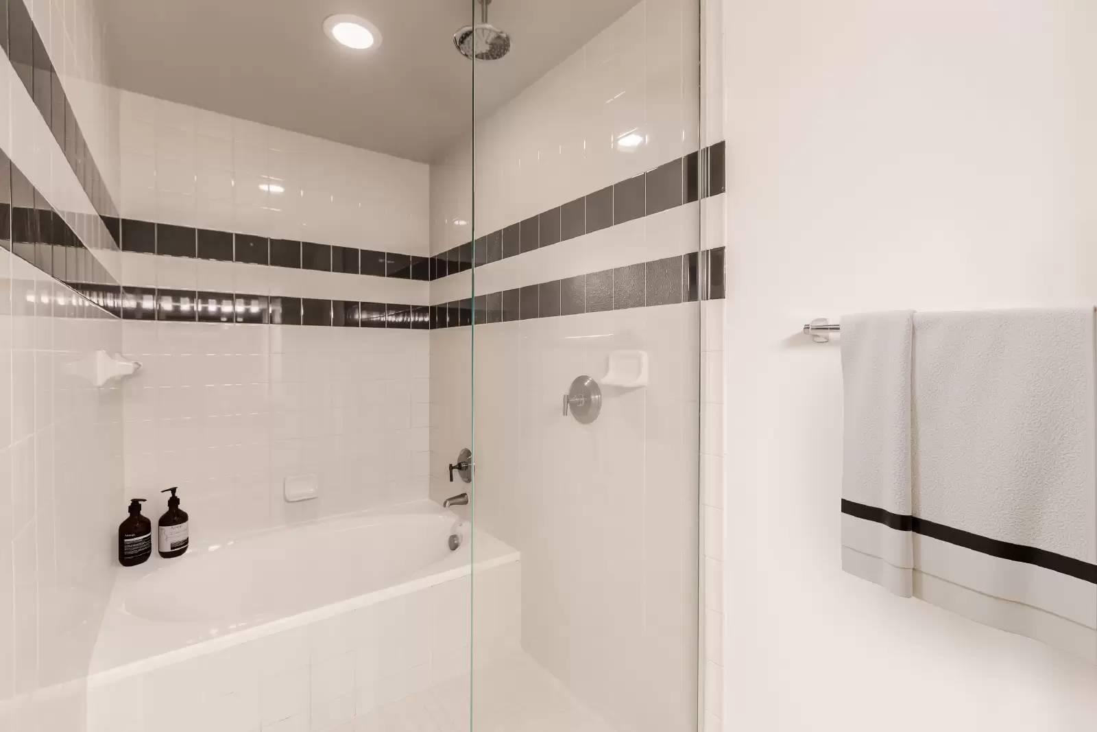 Property Image 104