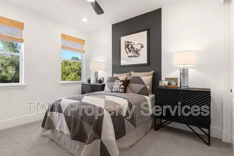 Property Image 92