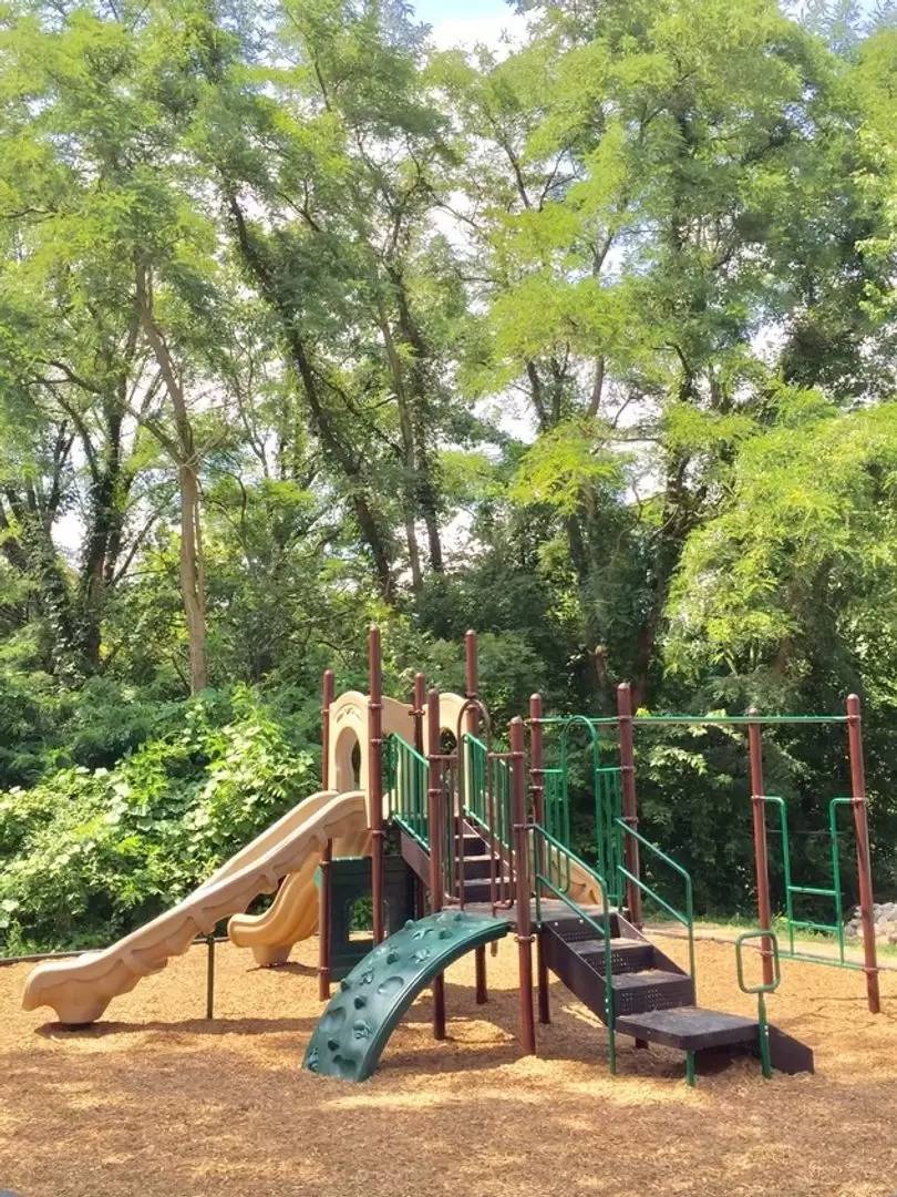Property Image 85