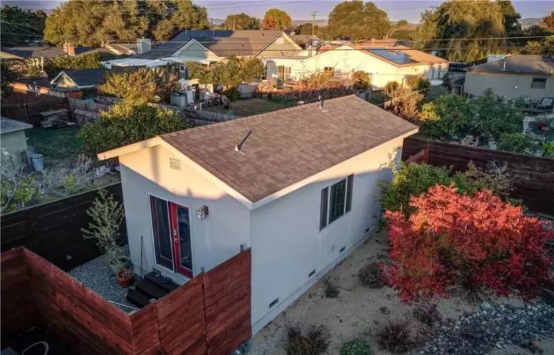 Property Image 6