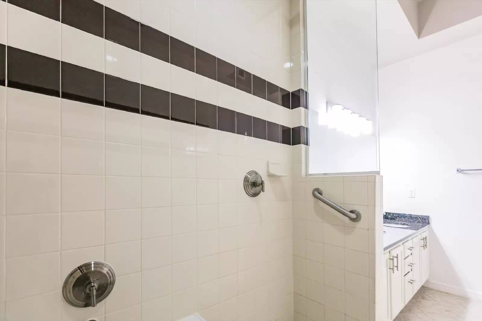 Property Image 101
