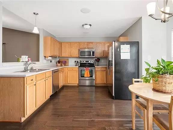Property Image 6