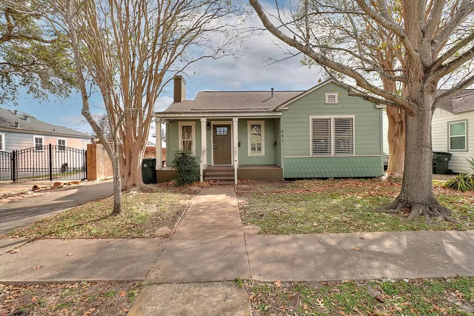 Property Image 4