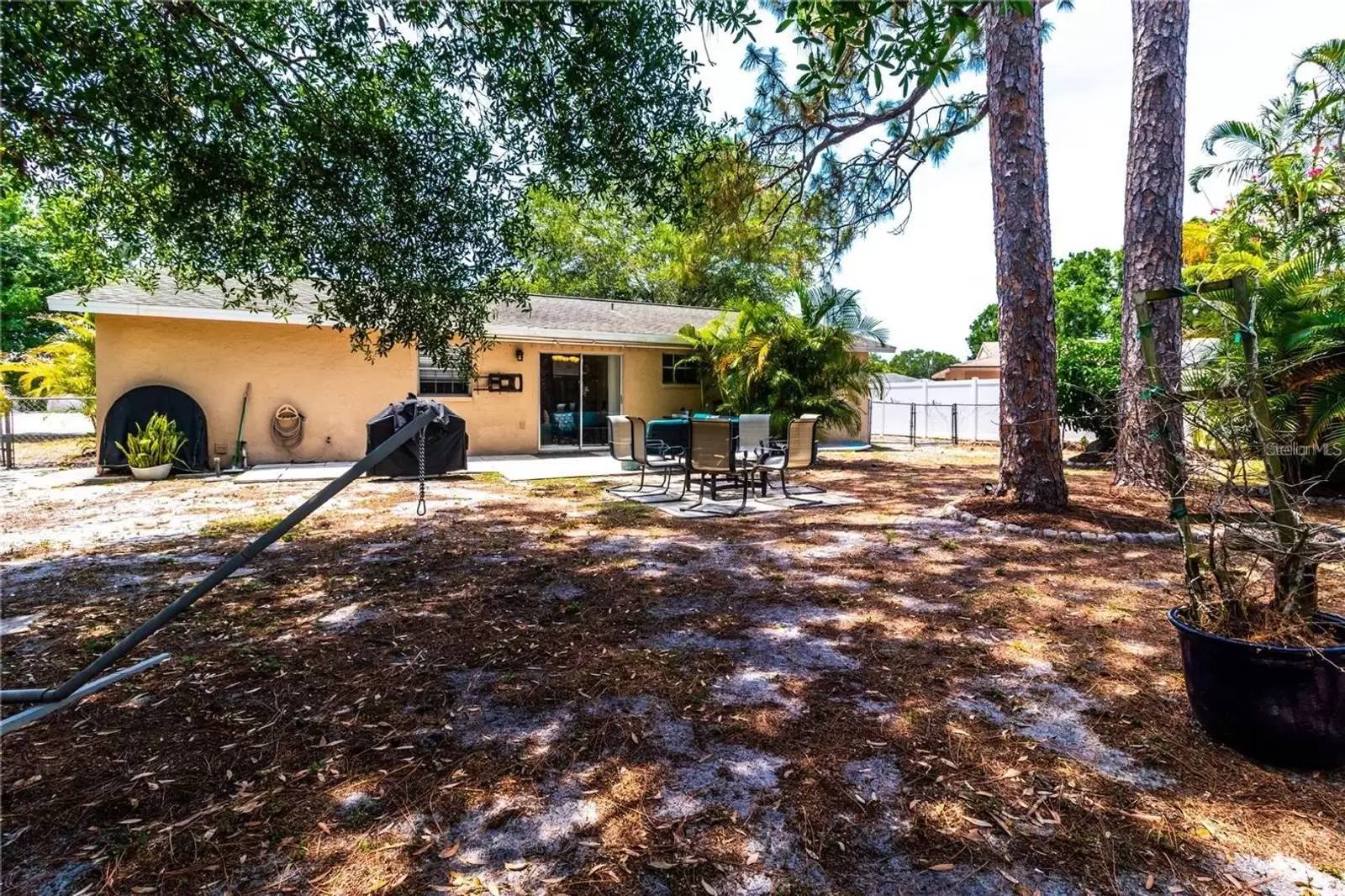 Property Image 37