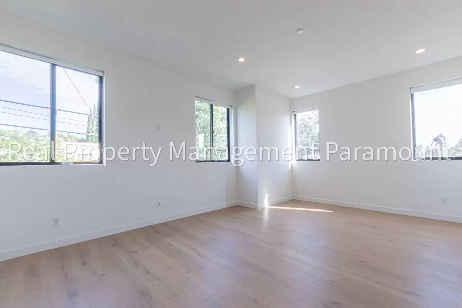 Property Image 76