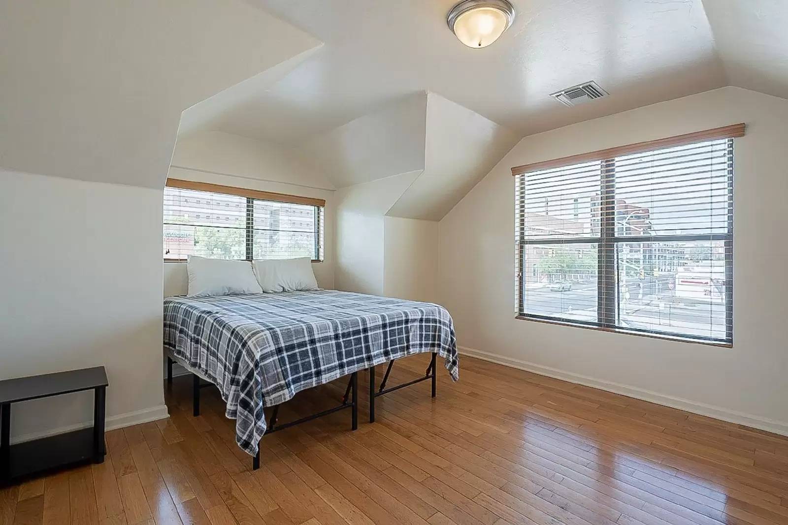 Property Image 64