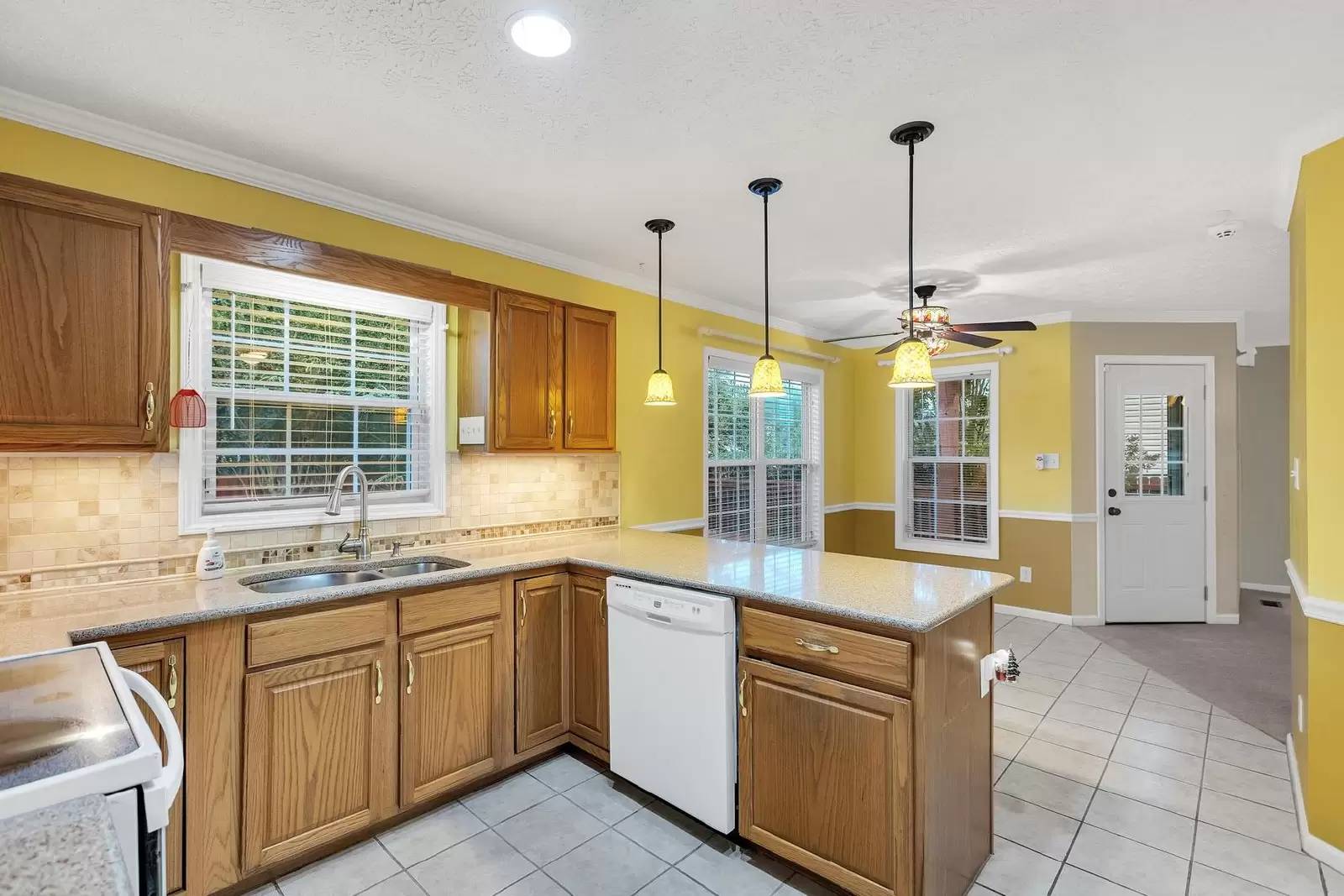 Property Image 6