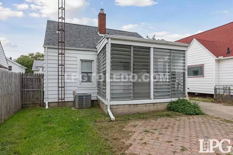 Property Image 25