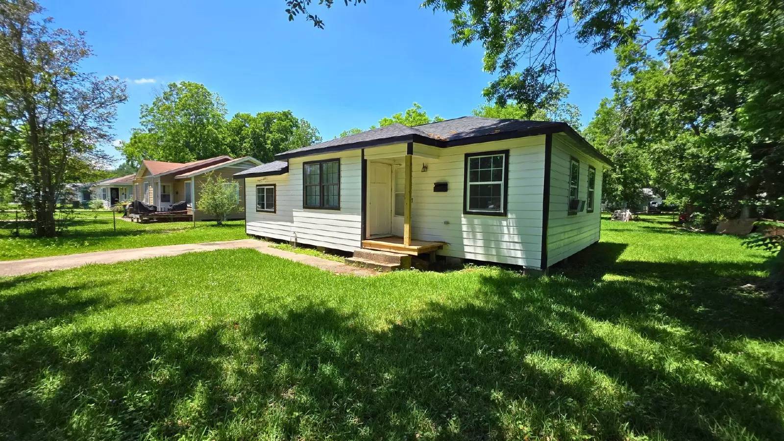 Property Image 4
