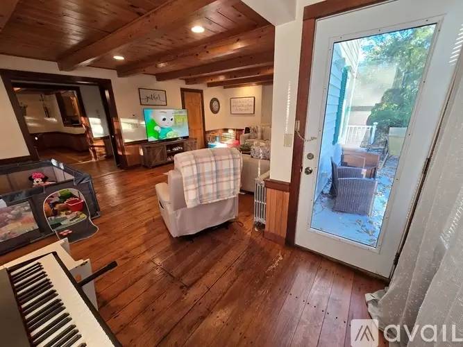 Property Image 8